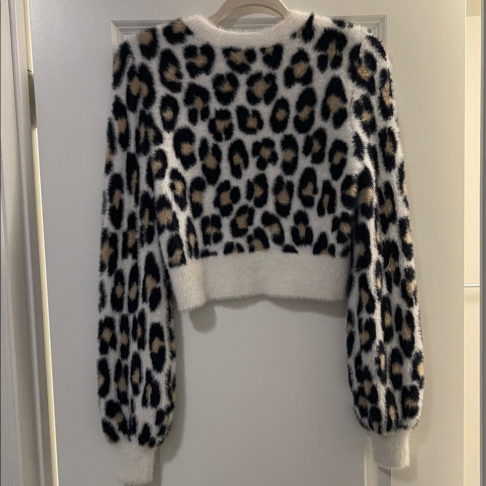 EUC! Aritzia/Sunday Best Leopard Print Sweater, Size XS - Picture 7 of 7